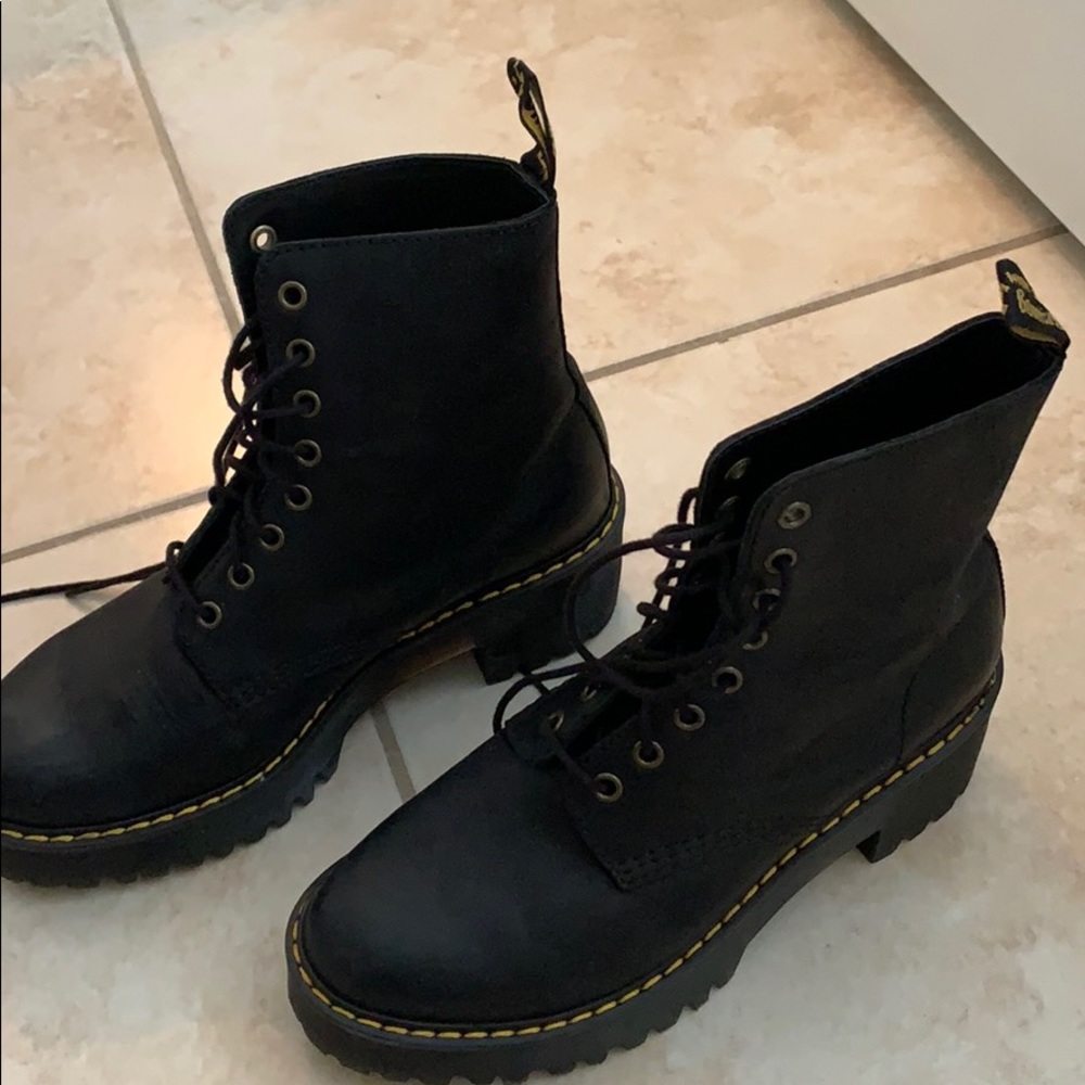 Dr Marten Shriver Hi Boot Black